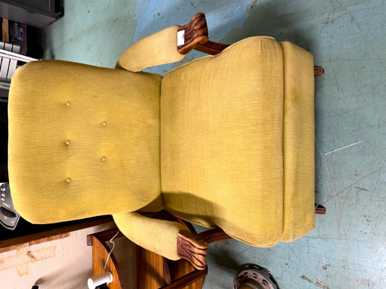 Image for Mid-Century, Art Glass & Vintage Collectibles Auction