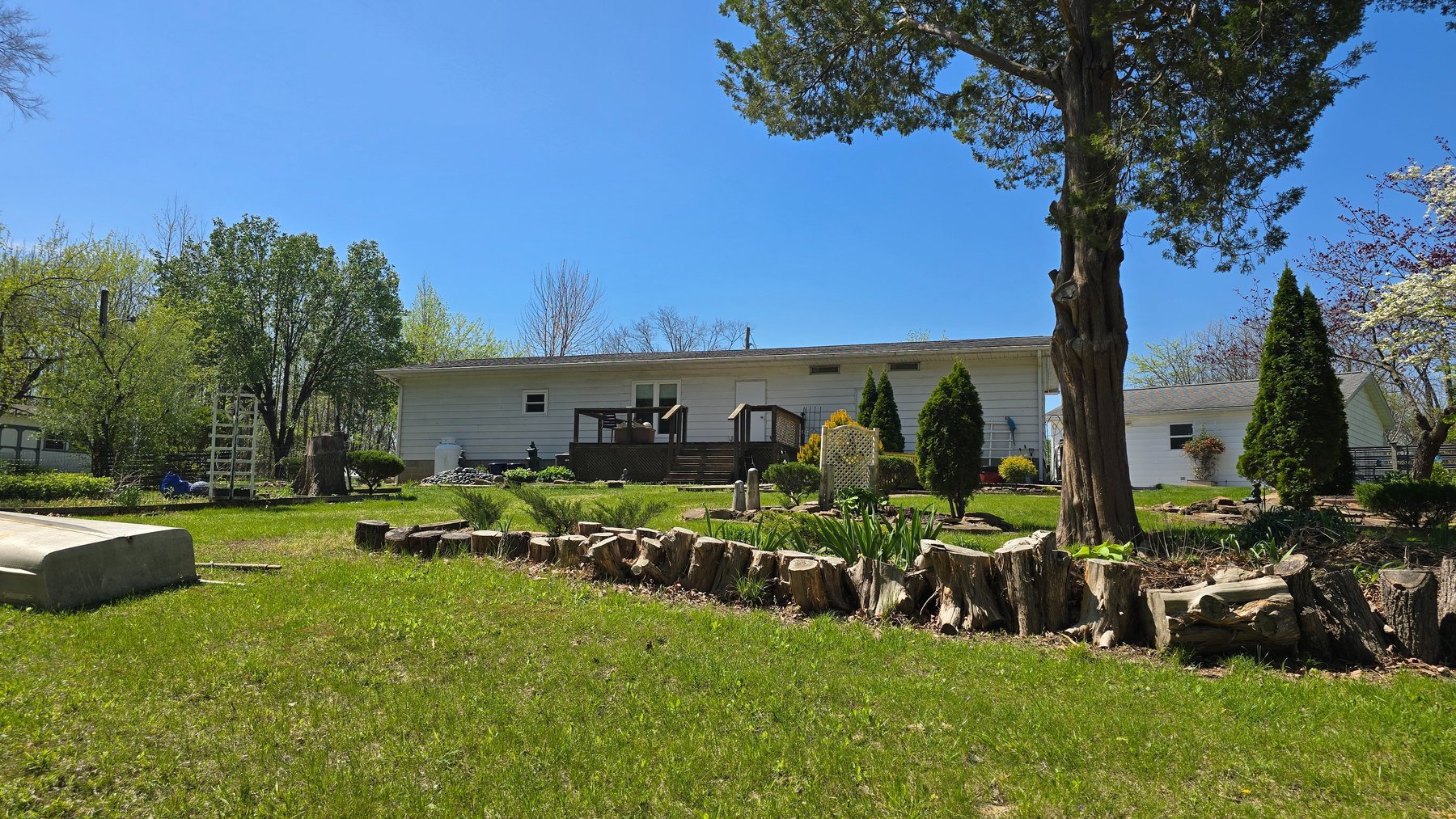 Image for 305 Campers Lane, Creal Springs, IL 62922