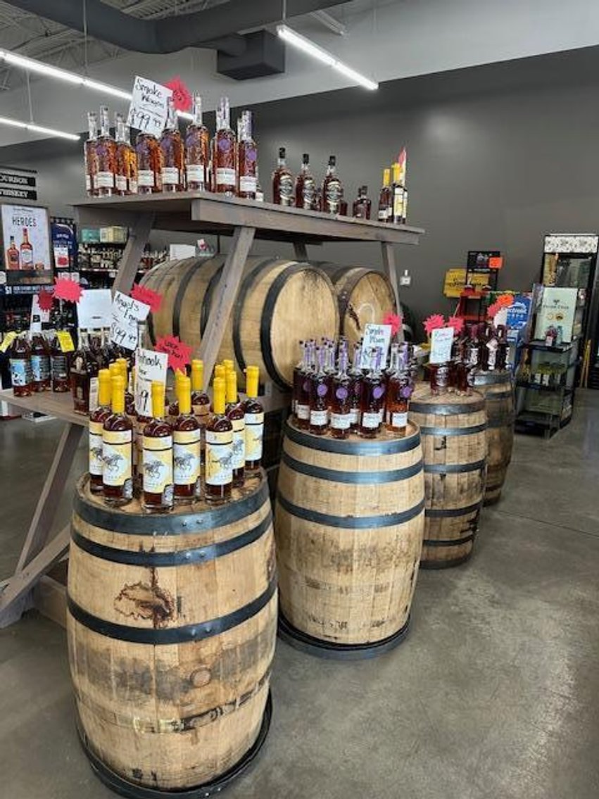 Image for LUKAS LIQUOR - PART I INC 800 LOTS OF INVENTORY, VEHICLES