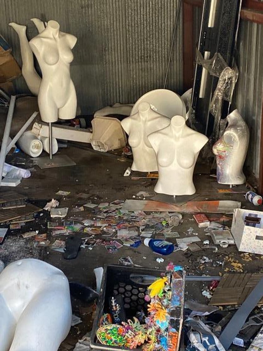 Image for CONTENTS FROM ENTIRE STORAGE UNIT