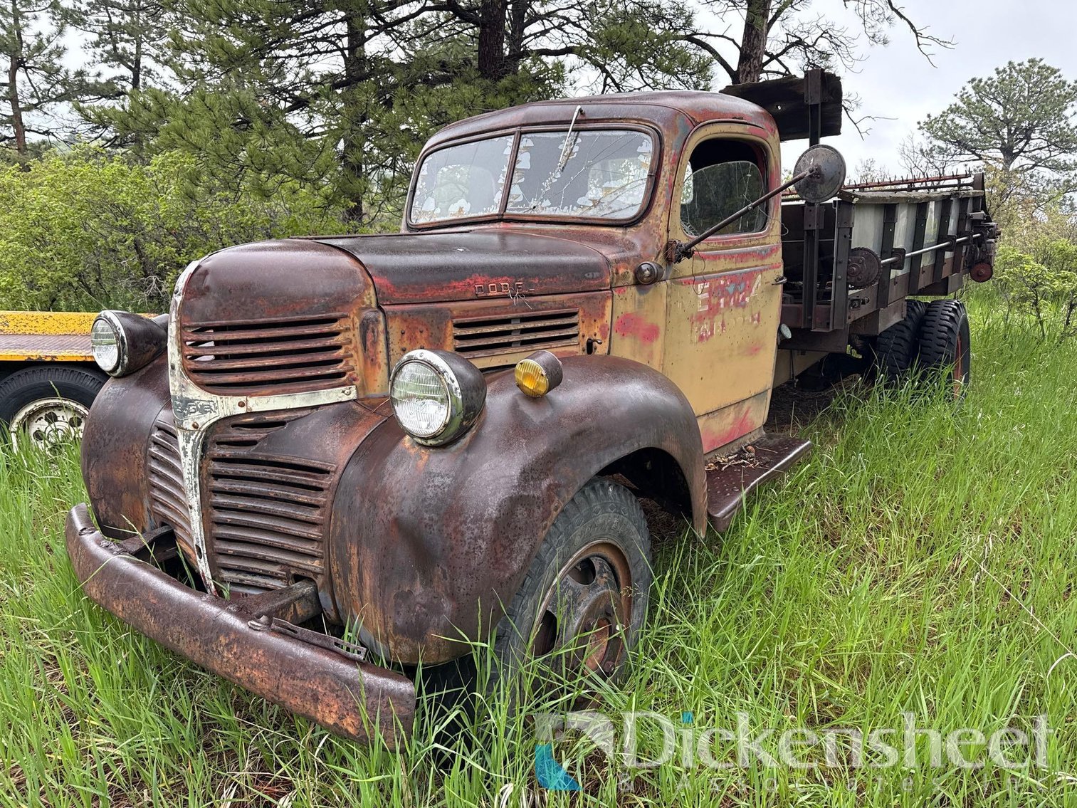 Image for LARKSPUR-ESTATE-Classic Mercedes & Other Vehicles, Vintage Tractors / Implements, Trailers, Machining Centers & More