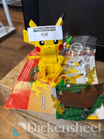 Image for LEGO PIKACHU STATUE