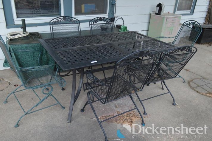 Image for LOT - PATIO TABLE AND CHAIRS SET