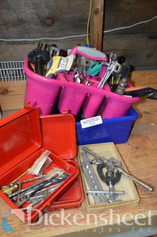 Image for LOT - HAND TOOLS COLLECTION