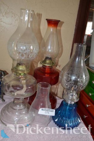 Image for LOT - OIL LAMPS