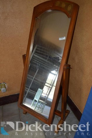 Image for STANDING ADJUSTABLE FULL SIZE MIRROR