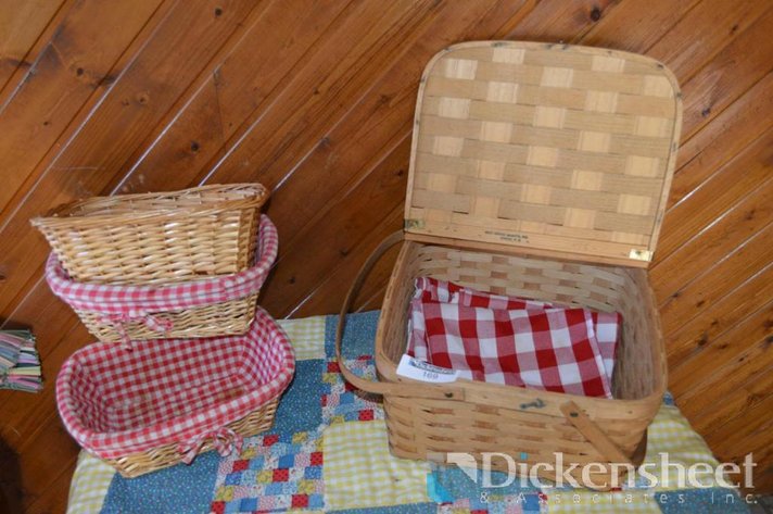 Image for LOT - PICNIC BASKET STYLE BASKETS