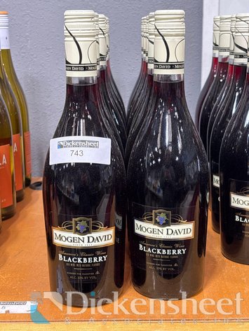 Image for (12) MOGEN DAVID BLACKBERRY RED WINE 750ML