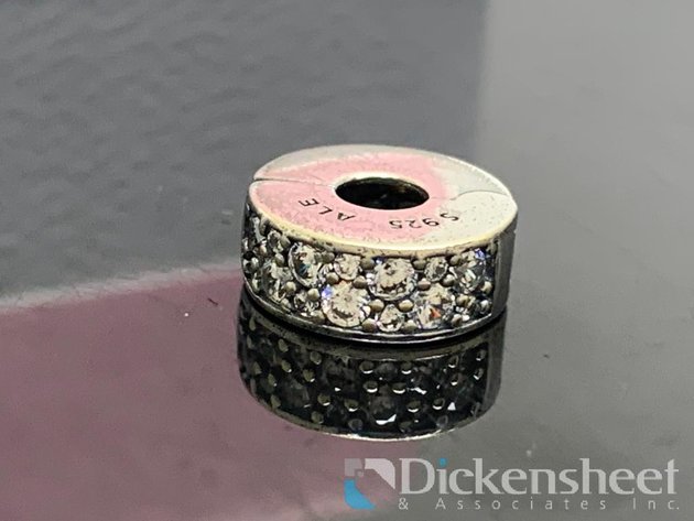 Image for Pandora Round Charm With Box