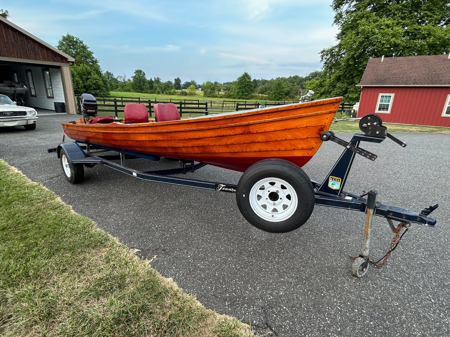 Image for Vintage Wykes 17.5' Outboard Runabout Boat Online Auction – Gilbertsville, PA