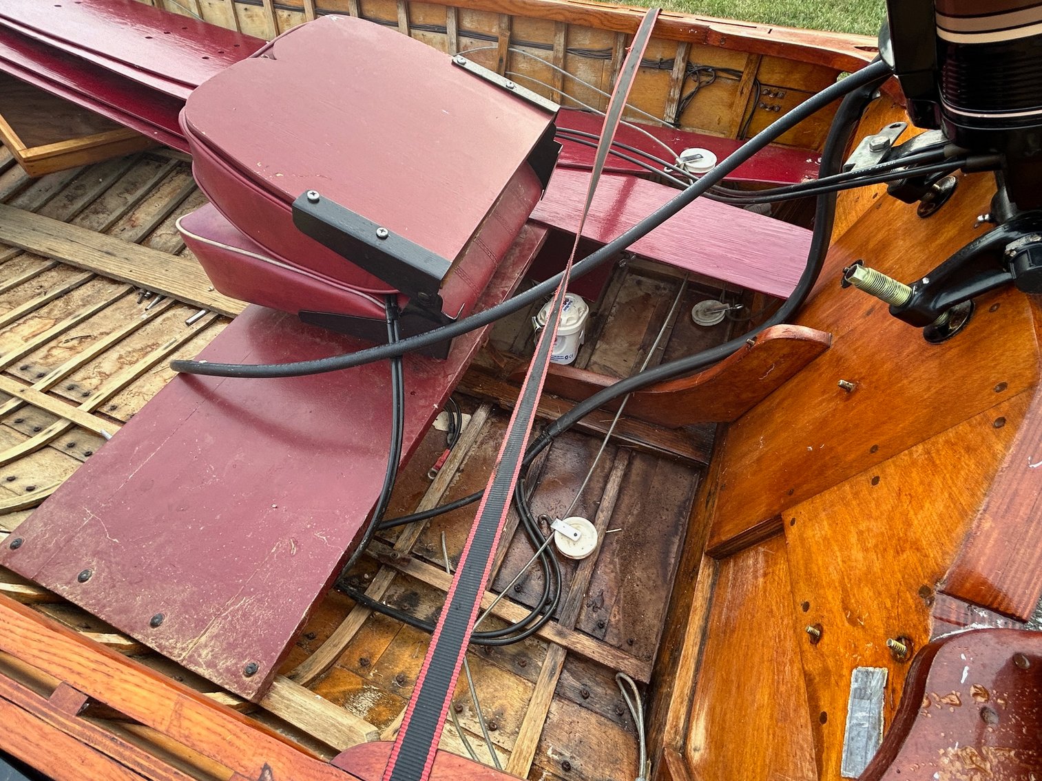 Image for Vintage Wykes 17.5' Outboard Runabout Boat Online Auction – Gilbertsville, PA