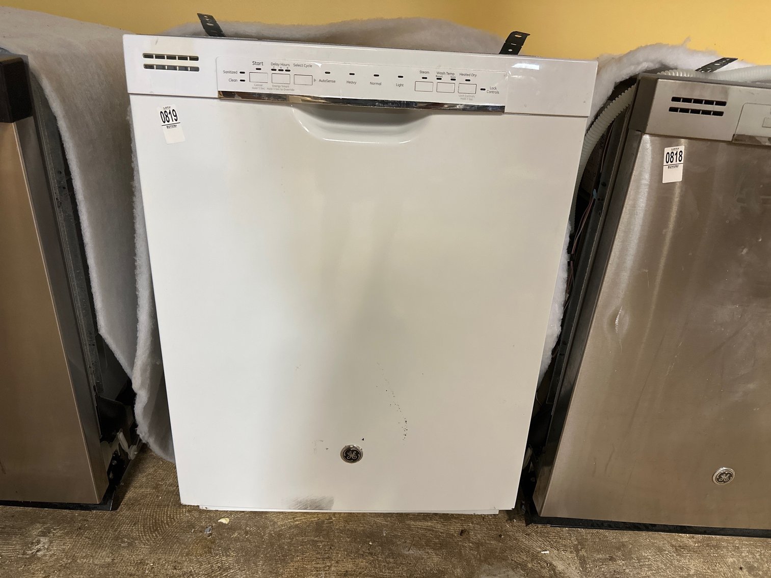 Image for Appliances, Furniture and Cabinets Online Auction – Norristown, PA