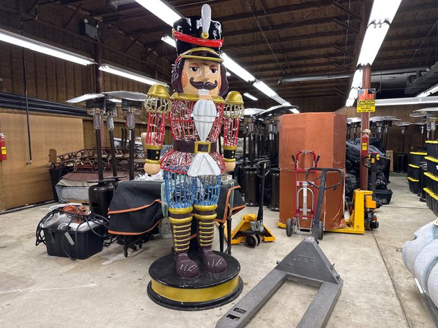 Image for Christmas Event Venue, Gift Shop & Train Liquidation Auction – Honeybrook, PA