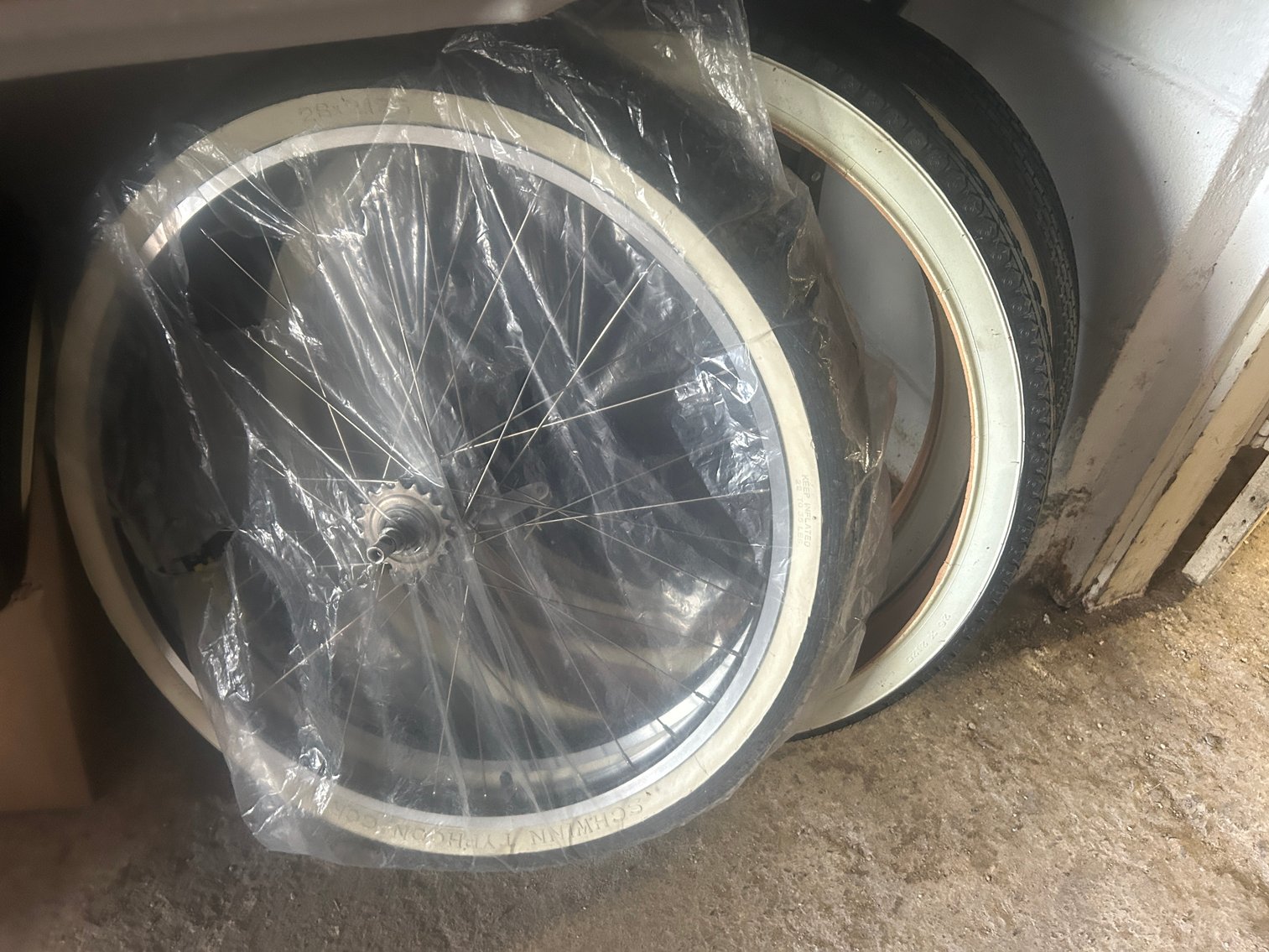 Image for LIVE Estate Auction Tools, Old Bicycle Parts, Furniture, Household Items and More - Pottstown PA