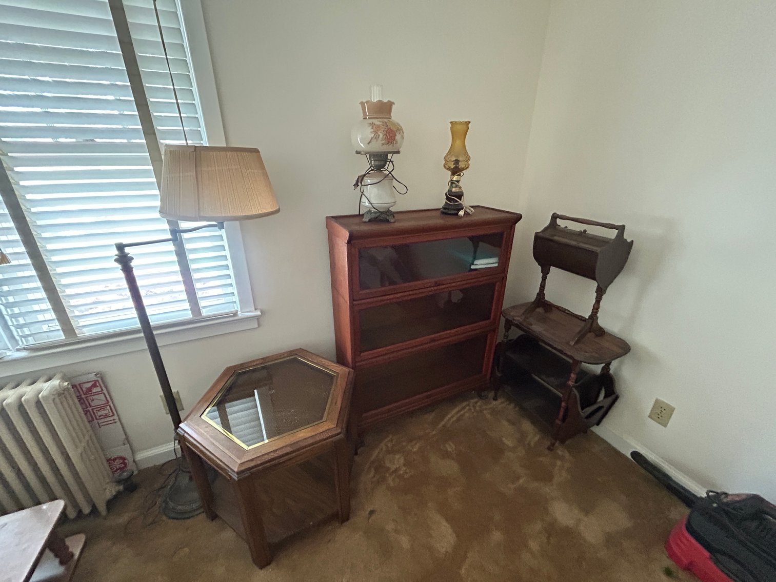 Image for LIVE Estate Auction Tools, Old Bicycle Parts, Furniture, Household Items and More - Pottstown PA