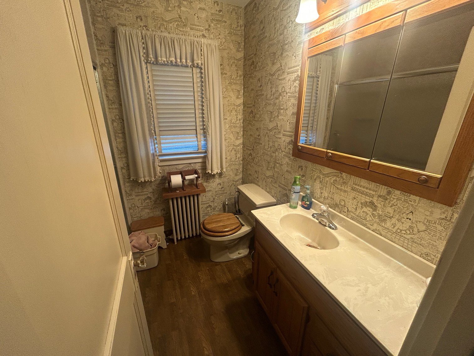 Image for 646 Willow St LIVE Public Real Estate Auction - Pottstown, PA