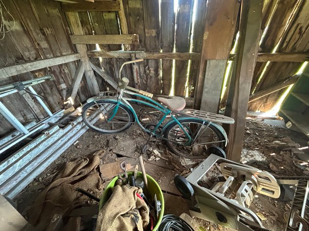 Image for Swamp Pike LIVE Living Estate Auction Furniture, Old Bicycles & Chevy Truck - Gilbertsville, PA 