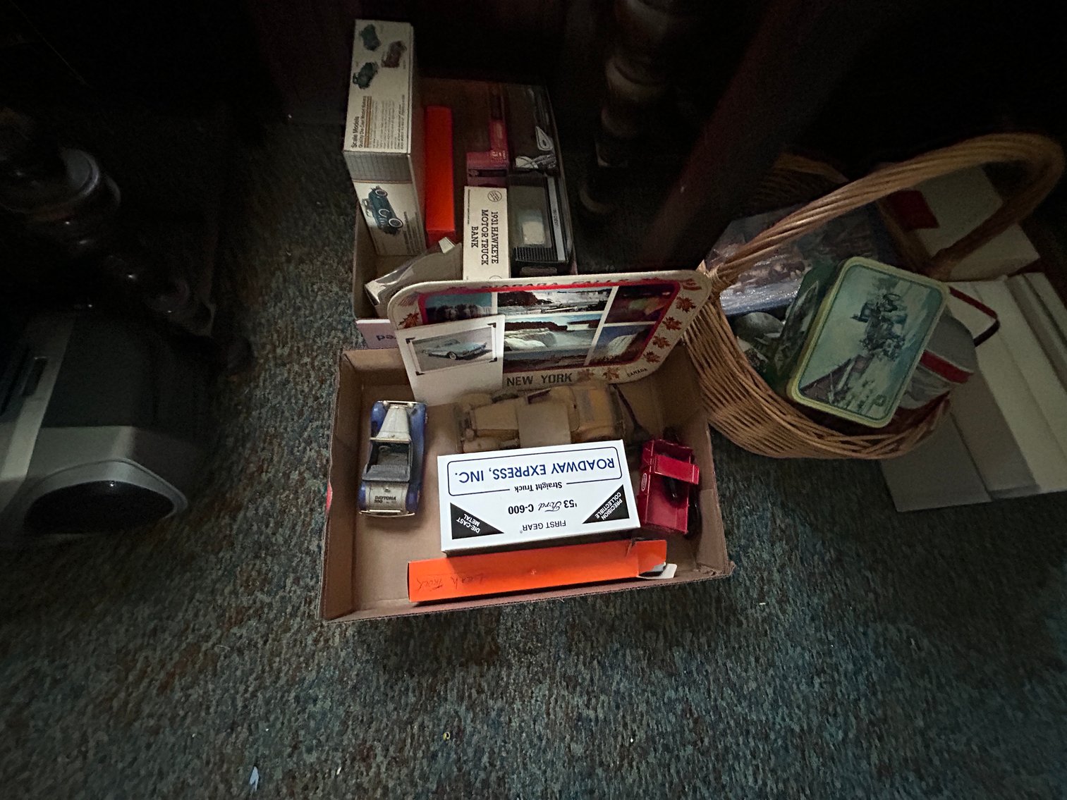 Image for Swamp Pike LIVE Living Estate Auction Furniture, Old Bicycles & Chevy Truck - Gilbertsville, PA 