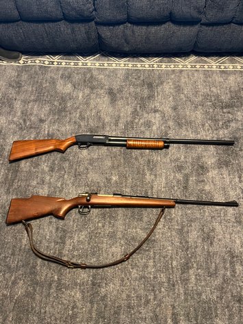 Image for Swamp Pike LIVE Living Estate Auction Furniture, Old Bicycles & Chevy Truck - Gilbertsville, PA 