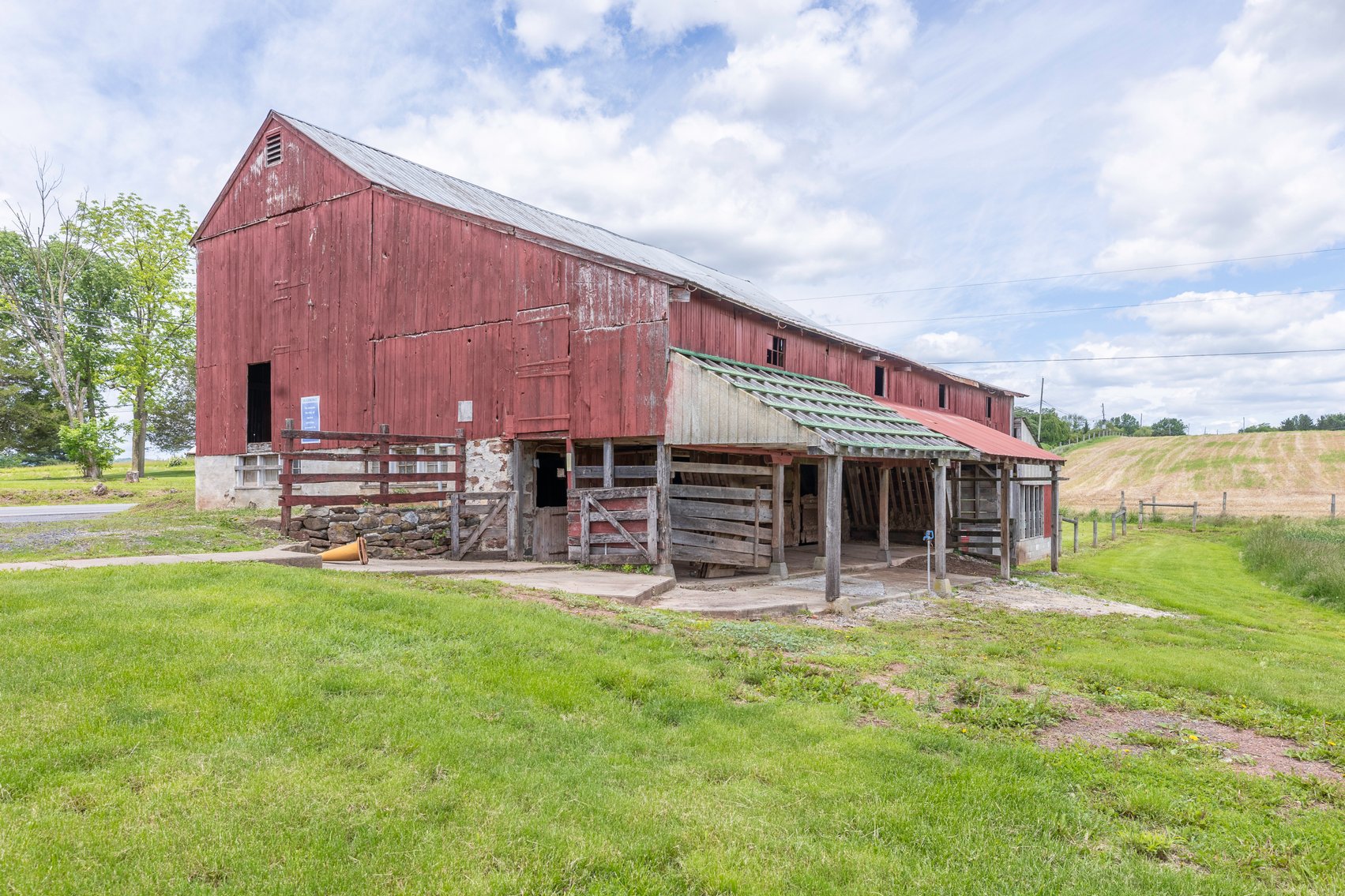 Image for 2507 Limekiln Rd LIVE Farm Real Estate Auction - Douglassville, PA