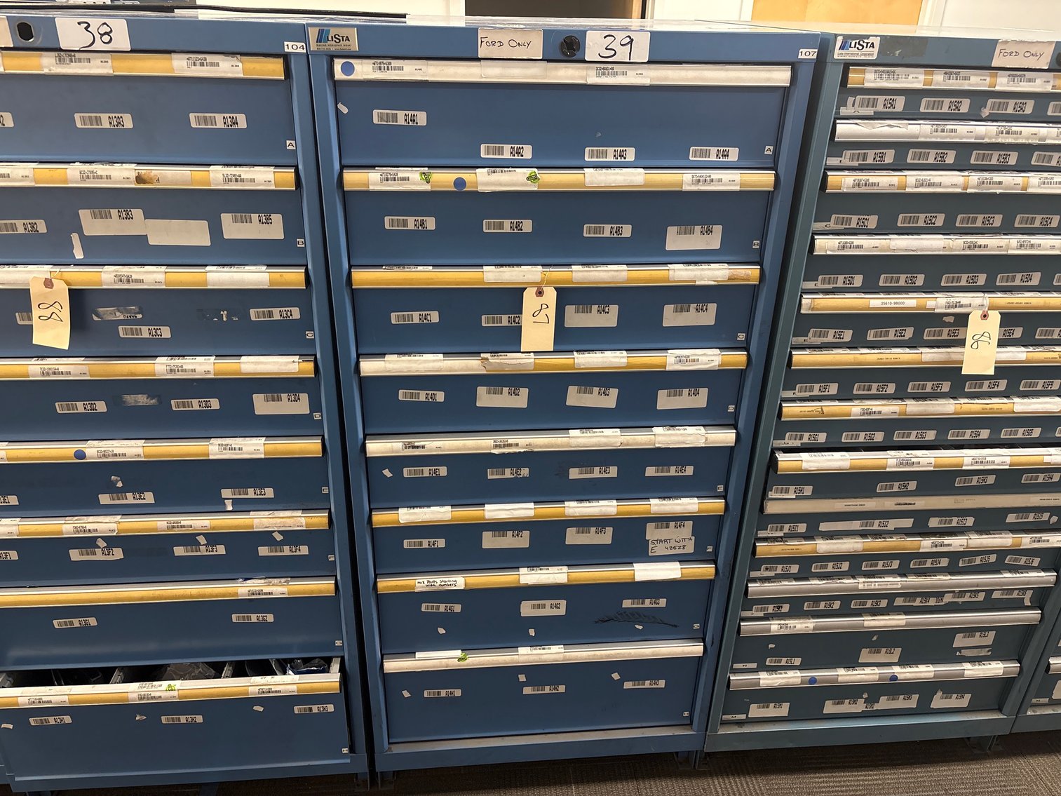 Image for Warehouse Shelving, Parts Bins & Office Furniture Complete Liquidation Online Auction – Flemington, NJ