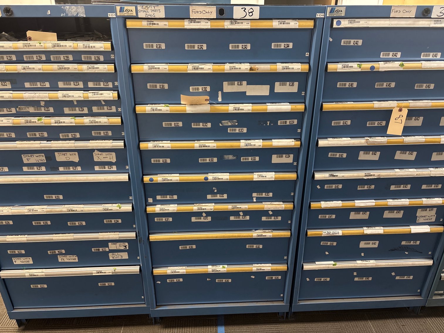 Image for Warehouse Shelving, Parts Bins & Office Furniture Complete Liquidation Online Auction – Flemington, NJ