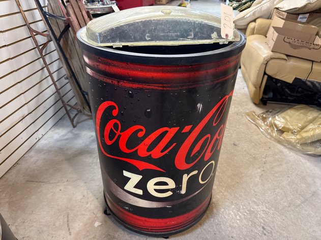 Image for Large Collectibles Auction: Antiques, Retro Toys, Tools, Furniture & More - Boyertown, PA