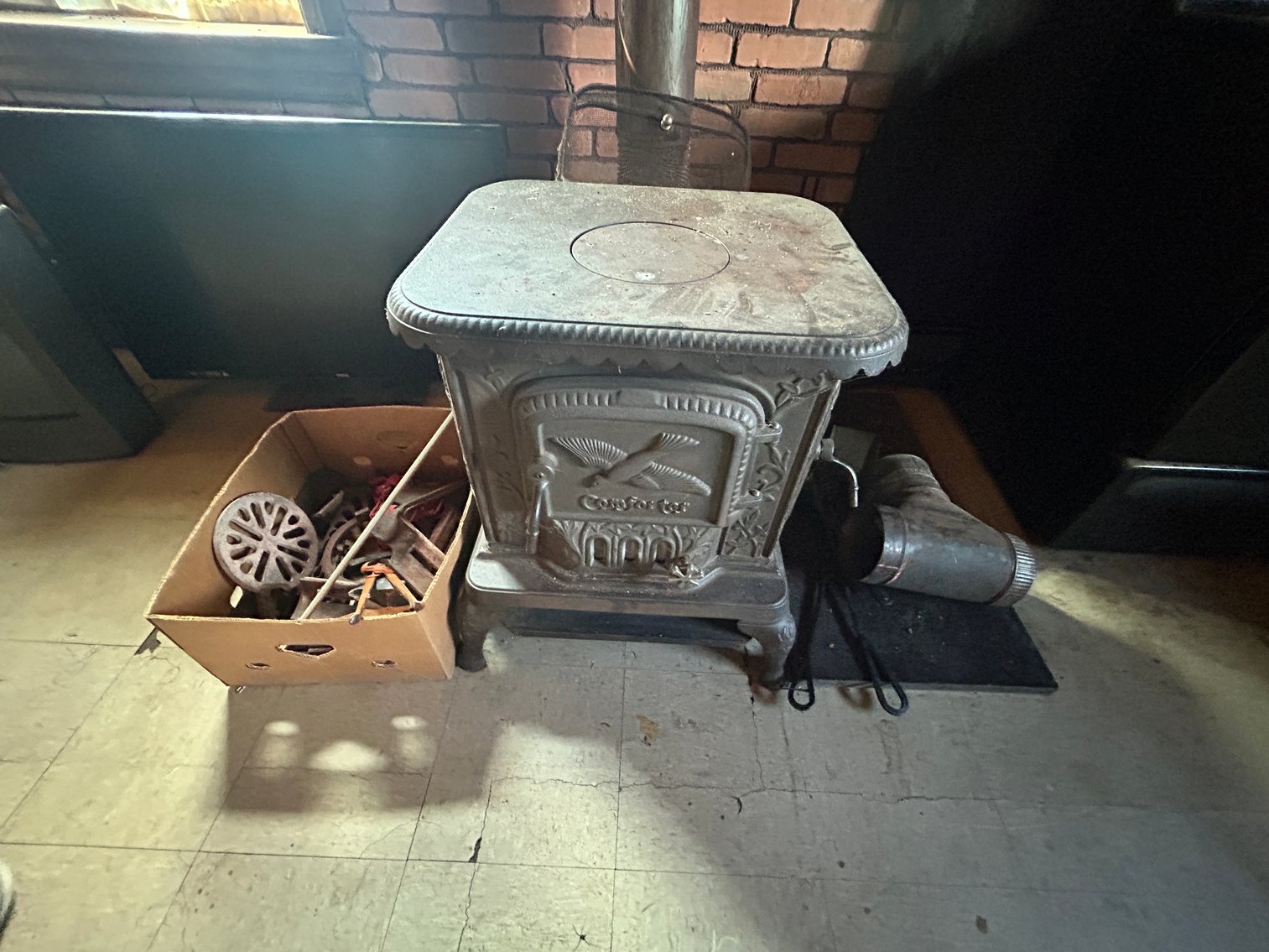 Image for LIVE Tools & Home Contents Living Estate Auction - East Greenville, PA