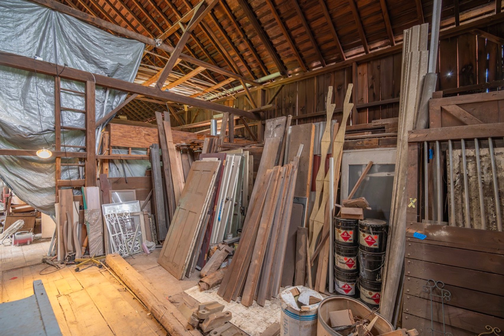 Image for Barn with 2-Bedroom Apartment LIVE Real Estate Auction 1327 Kepler Road - Pottstown, PA