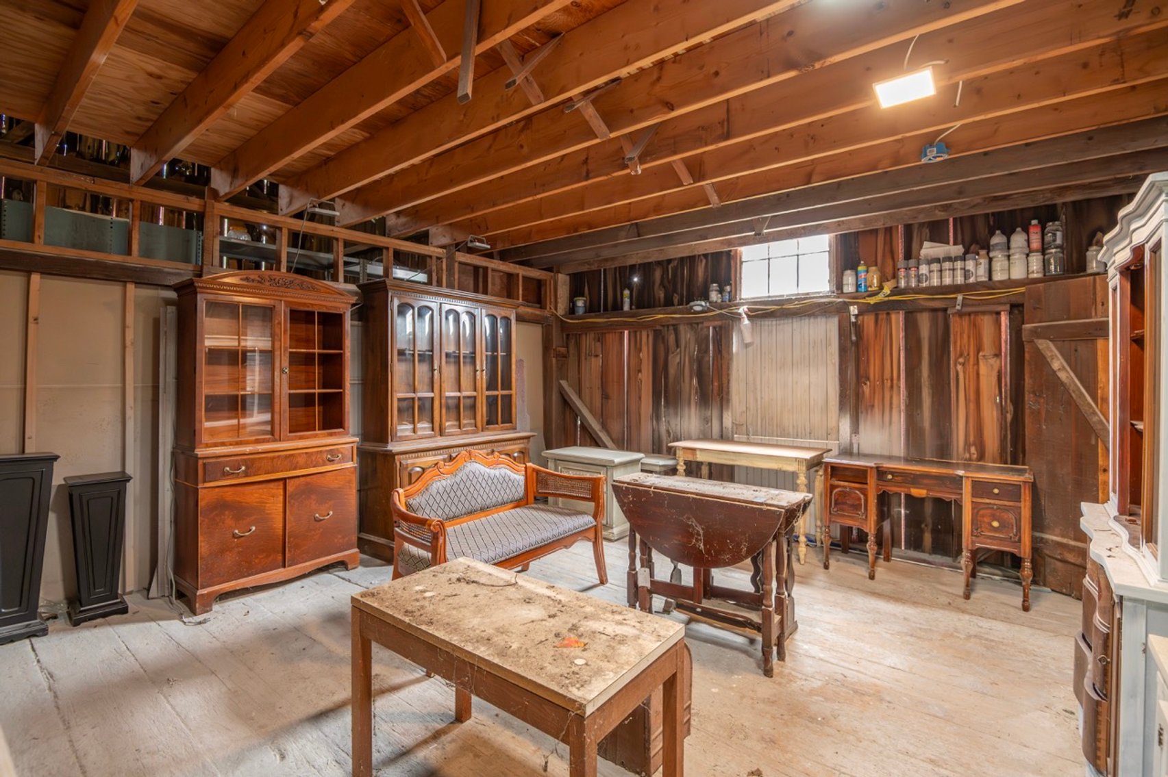 Image for Barn with 2-Bedroom Apartment LIVE Real Estate Auction 1327 Kepler Road - Pottstown, PA