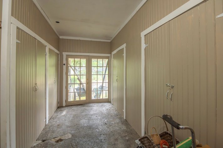 Image for Barn with 2-Bedroom Apartment LIVE Real Estate Auction 1327 Kepler Road - Pottstown, PA