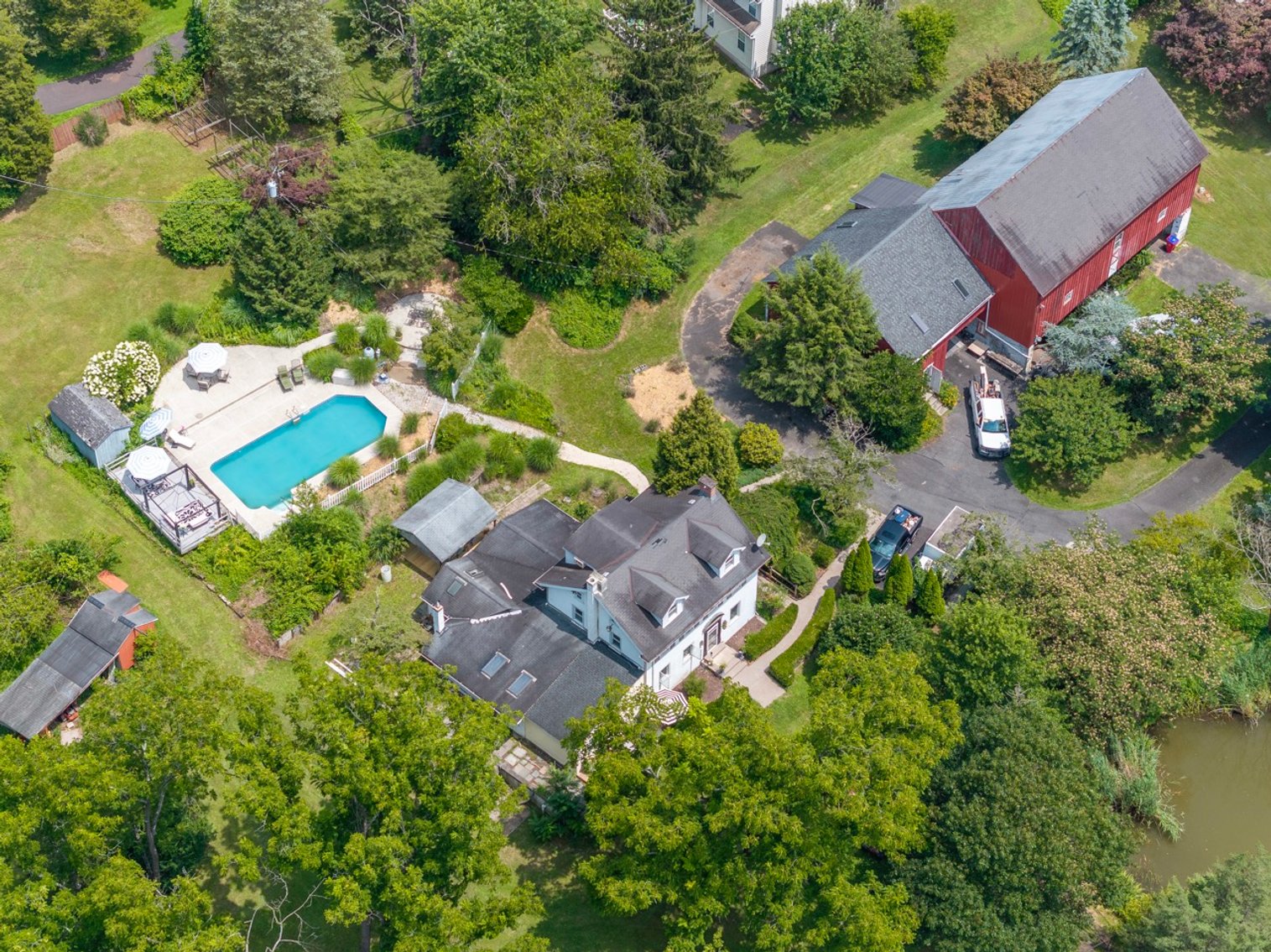 Image for Barn with 2-Bedroom Apartment LIVE Real Estate Auction 1327 Kepler Road - Pottstown, PA