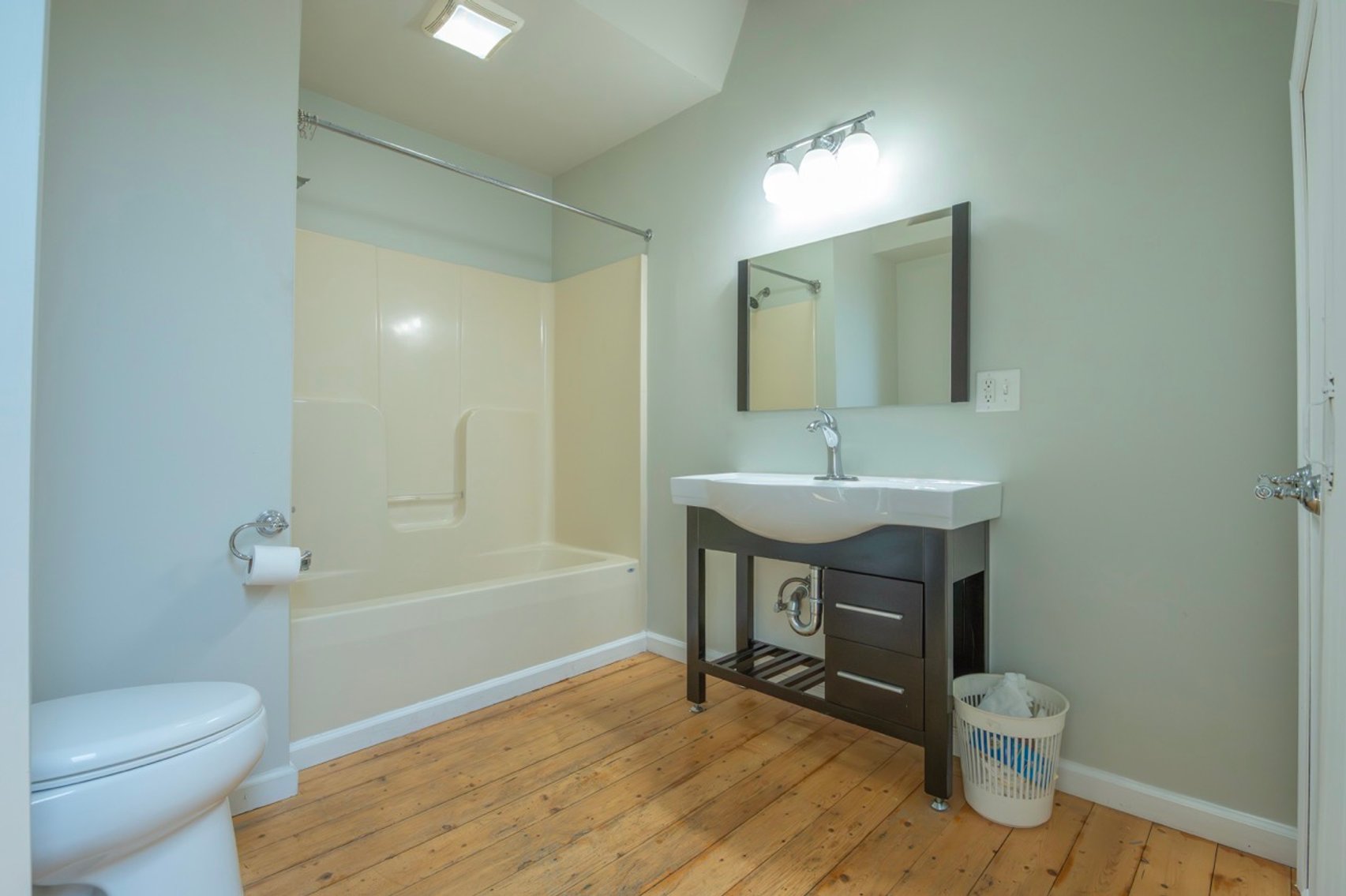 Image for Barn with 2-Bedroom Apartment LIVE Real Estate Auction 1327 Kepler Road - Pottstown, PA