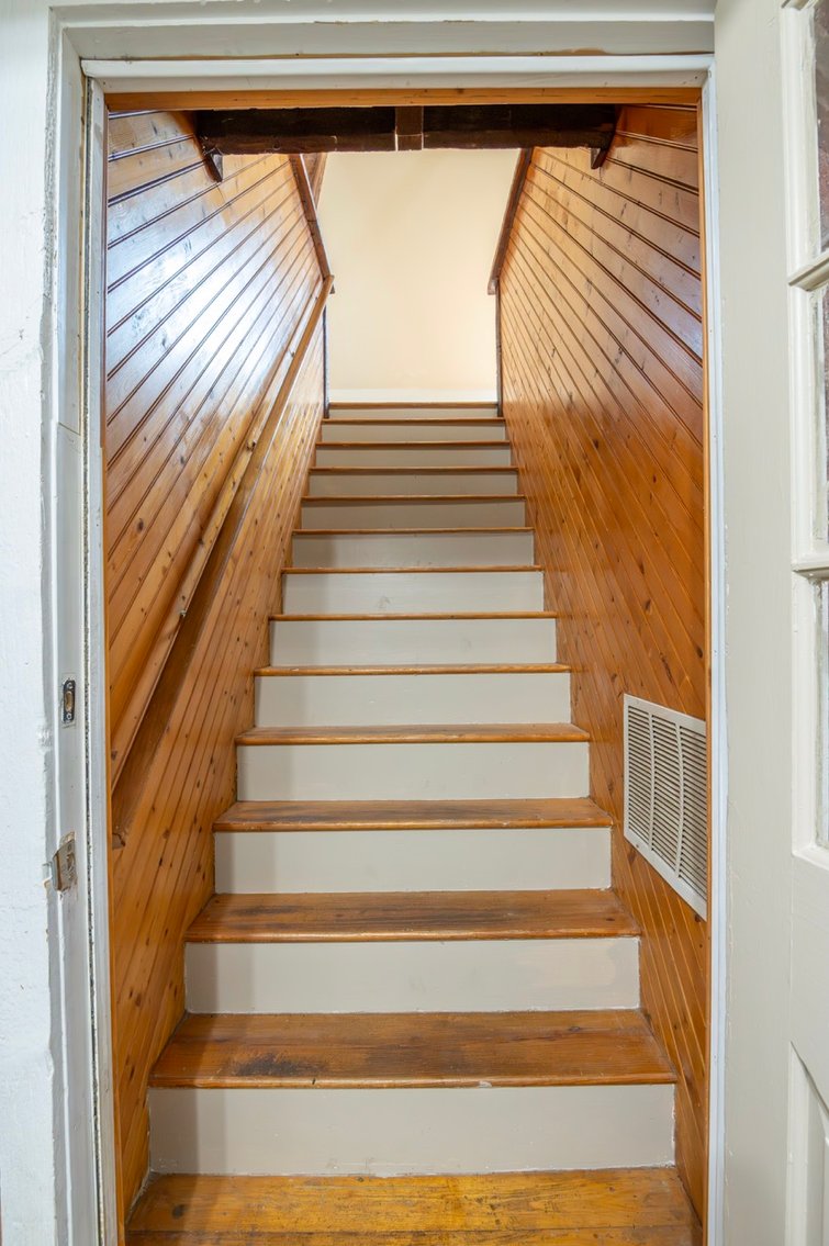 Image for Barn with 2-Bedroom Apartment LIVE Real Estate Auction 1327 Kepler Road - Pottstown, PA