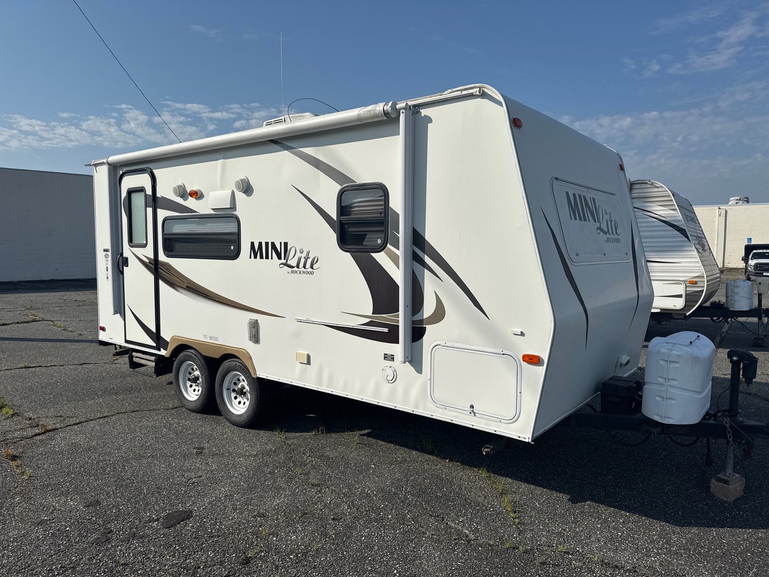Image for Motorhome & Camper Trailer Online Auction – Gilbertsville, PA