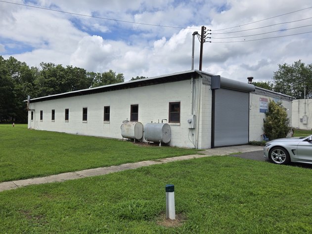 Image for Prime Commercial/Light-Manufacturing Property LIVE Real Estate Auction - Williamstown, NJ