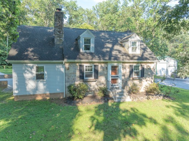 Image for 4 Bedroom Home on 2 Acres LIVE Real Estate Auction - Boyertown, PA