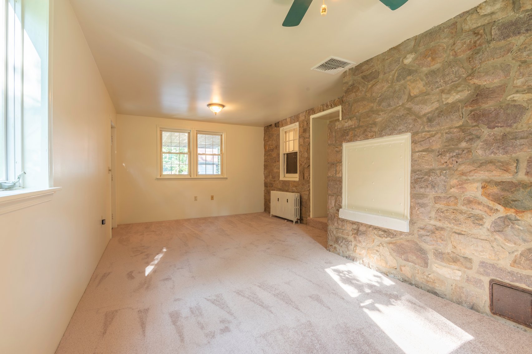 Image for 4 Bedroom Home on 2 Acres LIVE Real Estate Auction - Boyertown, PA