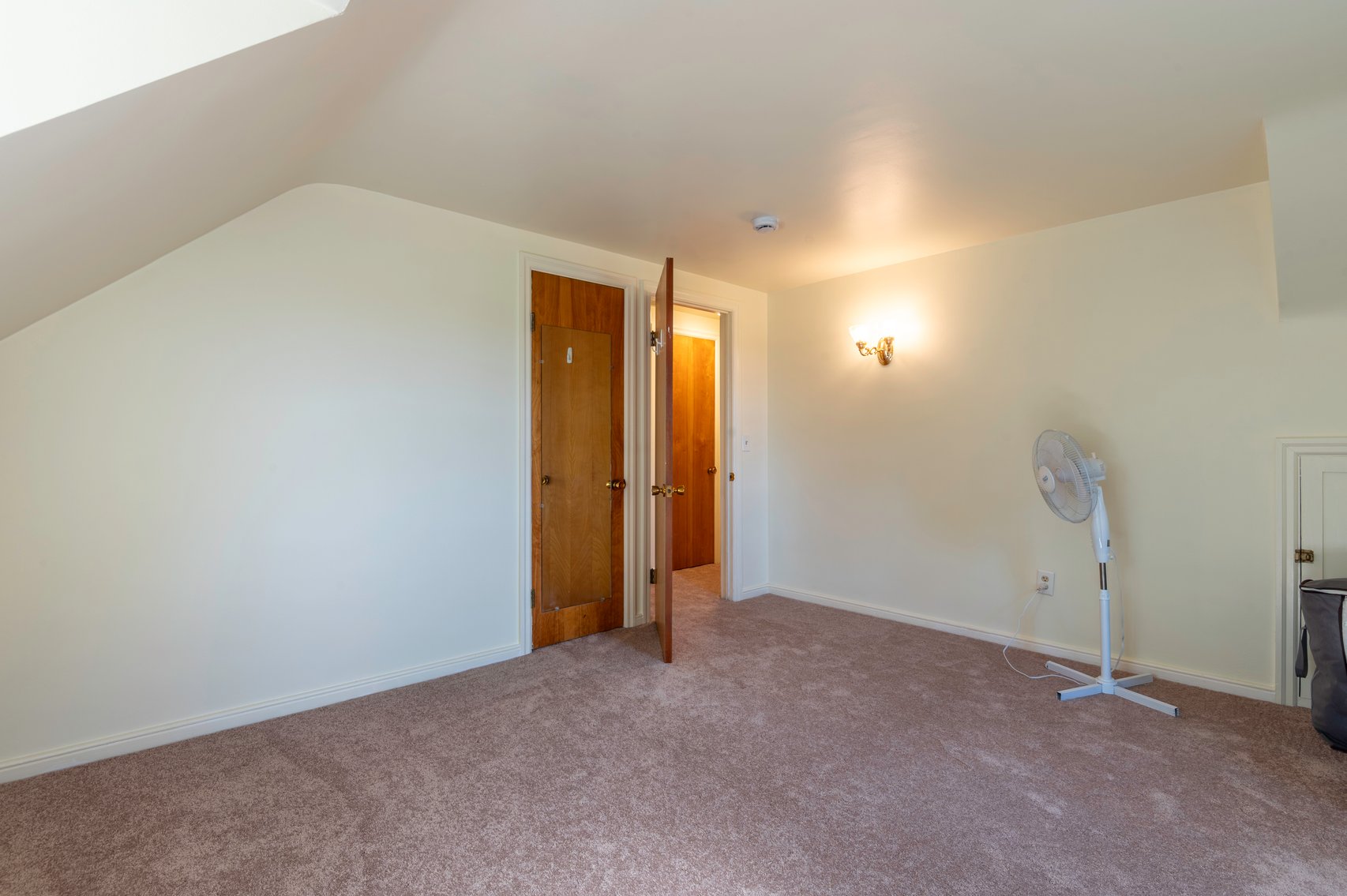 Image for 4 Bedroom Home on 2 Acres LIVE Real Estate Auction - Boyertown, PA