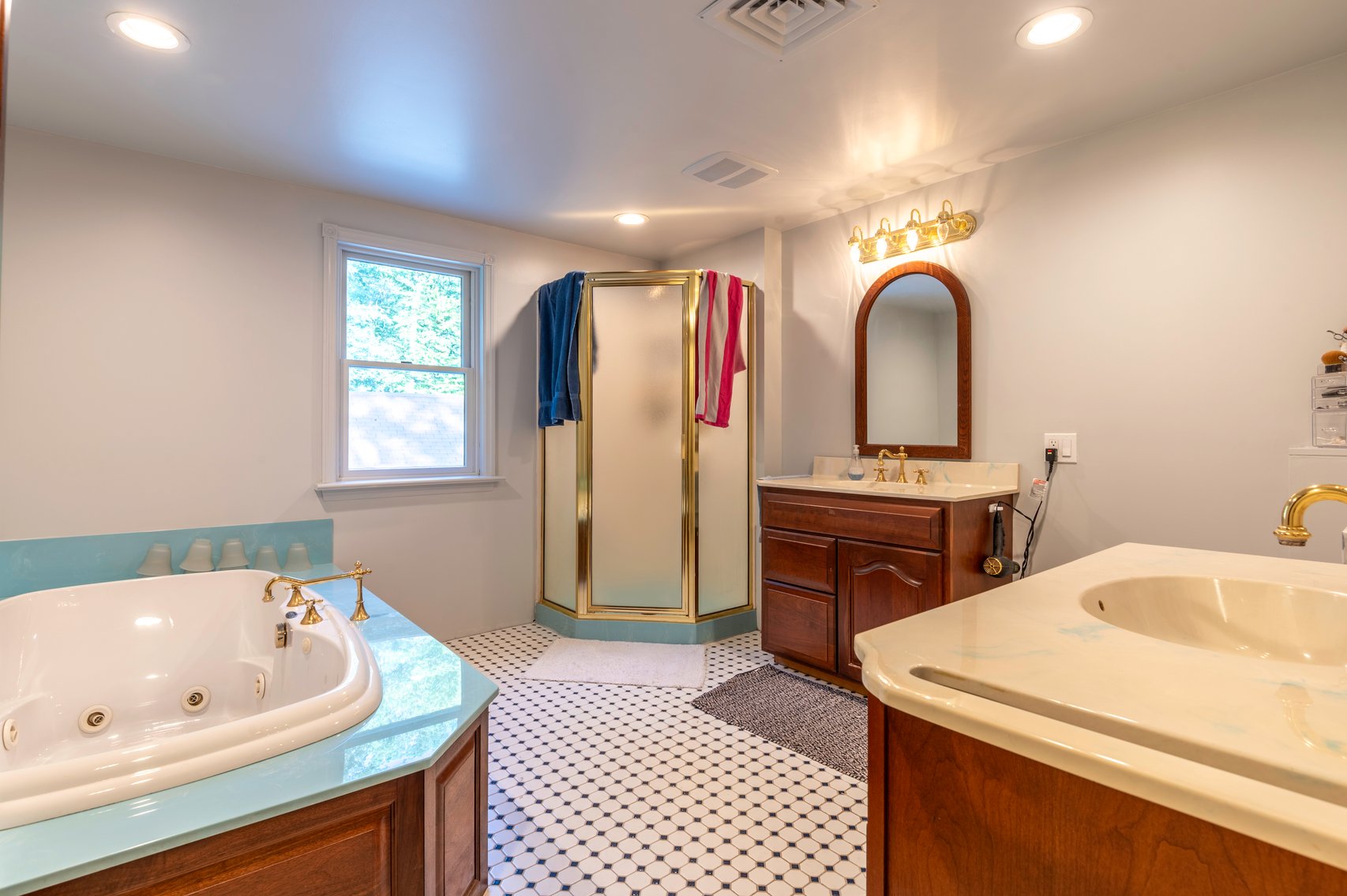 Image for 4 Bedroom Home on 2 Acres LIVE Real Estate Auction - Boyertown, PA