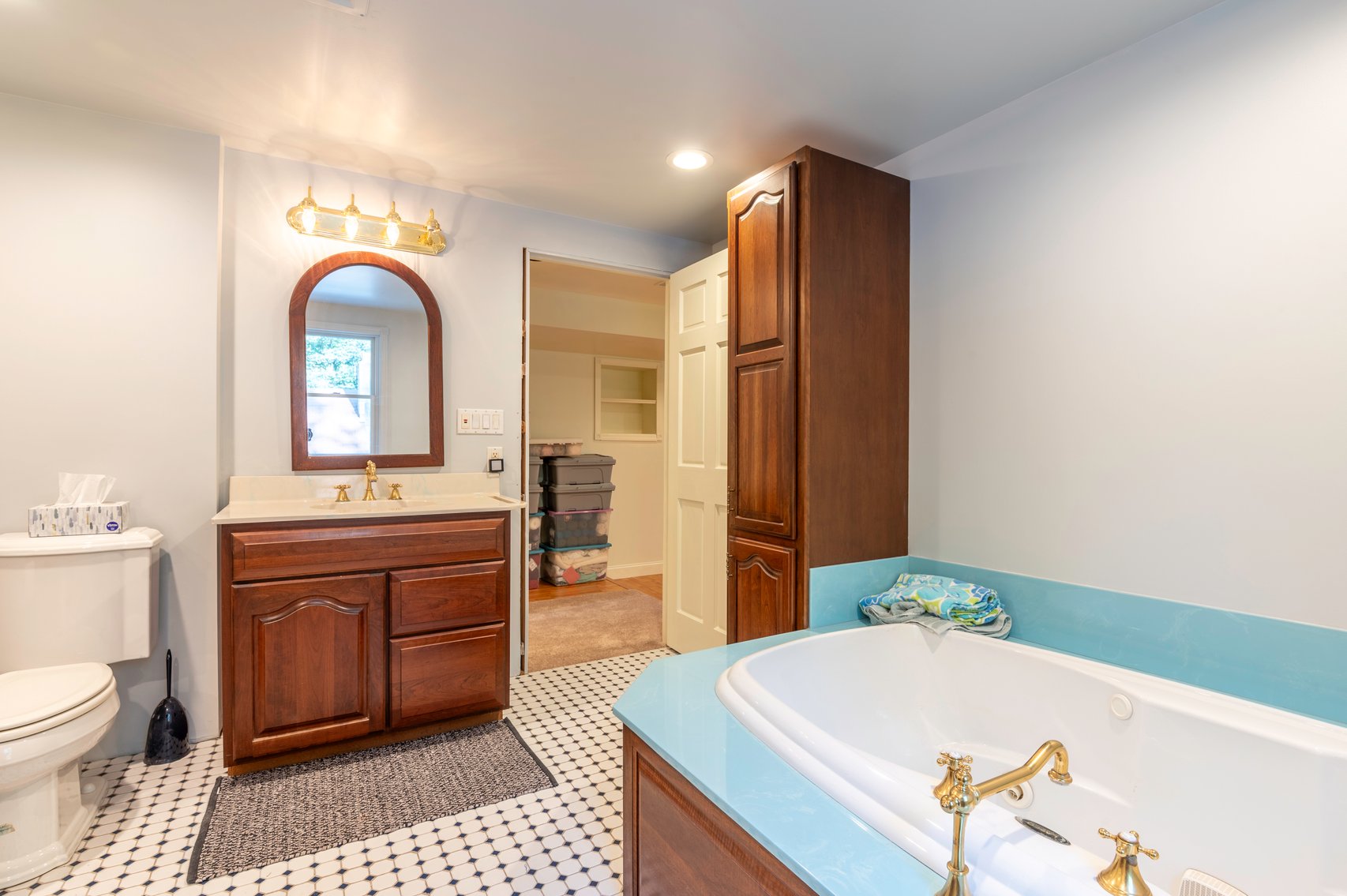 Image for 4 Bedroom Home on 2 Acres LIVE Real Estate Auction - Boyertown, PA