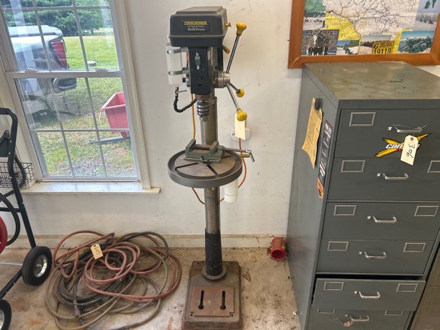 Image for Tools Sporting Goods & Furniture Estate Auction – Pottstown, PA