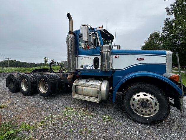 Image for Peterbilt Heavy Haul Tractor, Vermeer Trenchers, Milling Machine Auction - York, PA