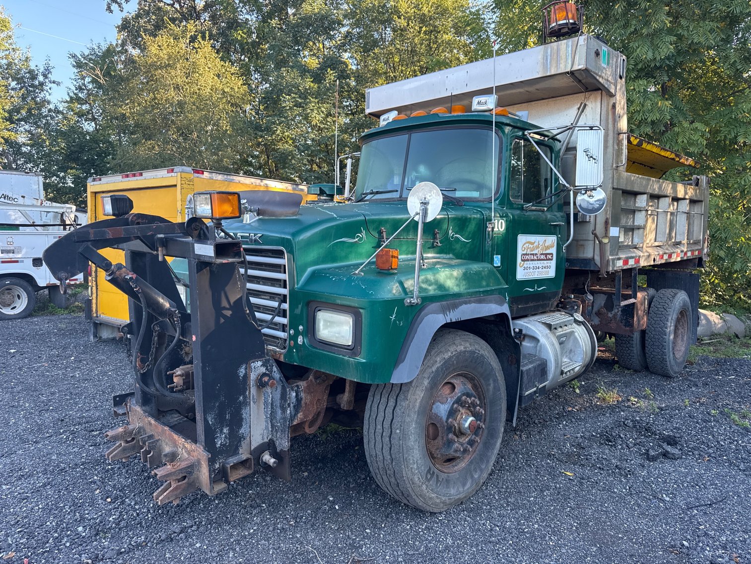 Image for Commercial Truck and Trailer Online Auction - Bechtelsville, PA