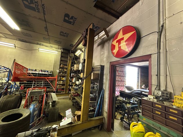 Image for LIVE: Large Estate Auction – Machine Shop, Mechanics Tools, Racing Karts & Race Engines - Middletown, DE