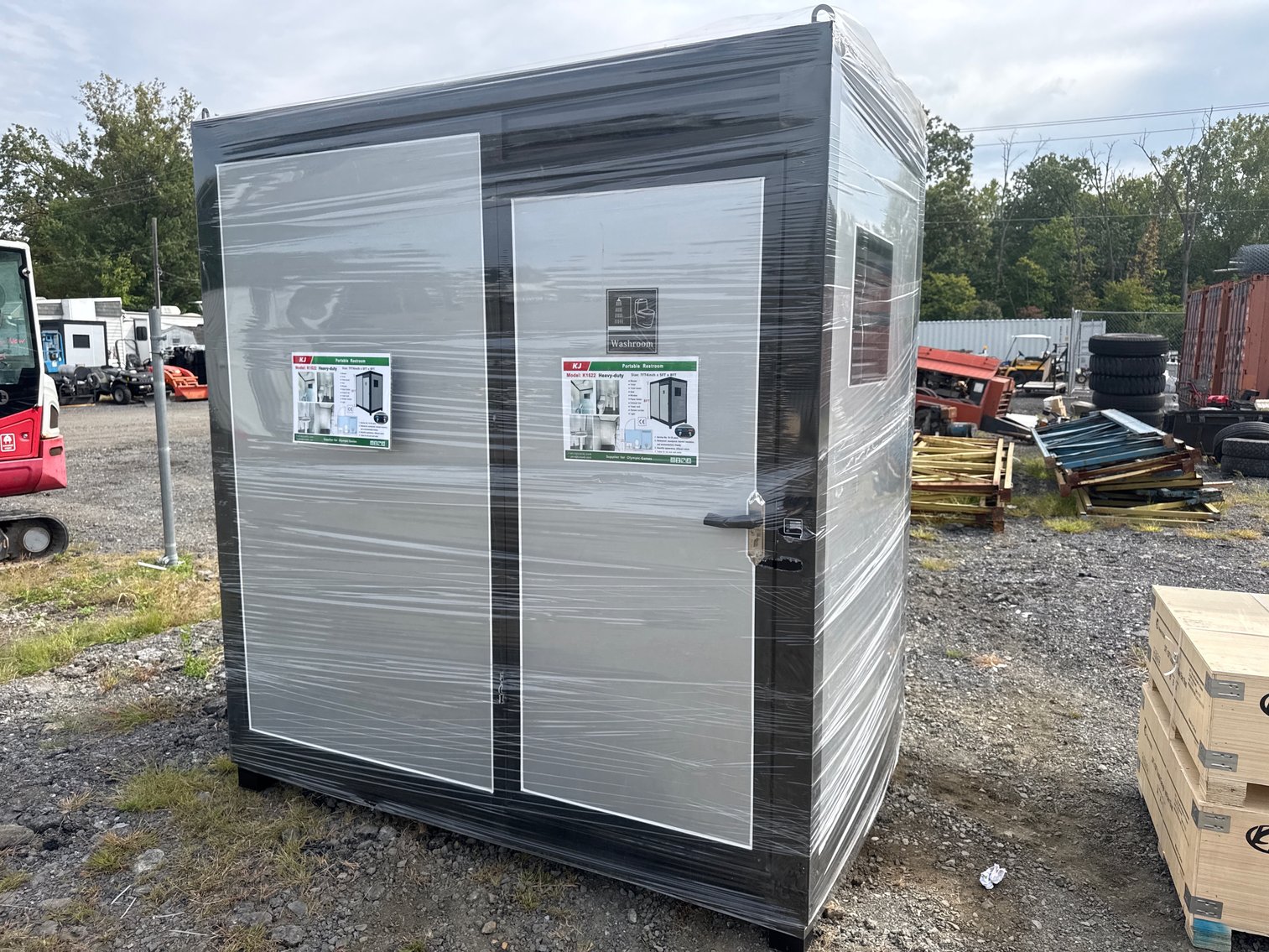 Image for NEW Metal Garages, Metal Driveway Gates and Fencing Online Auction - Bechtelsville, PA