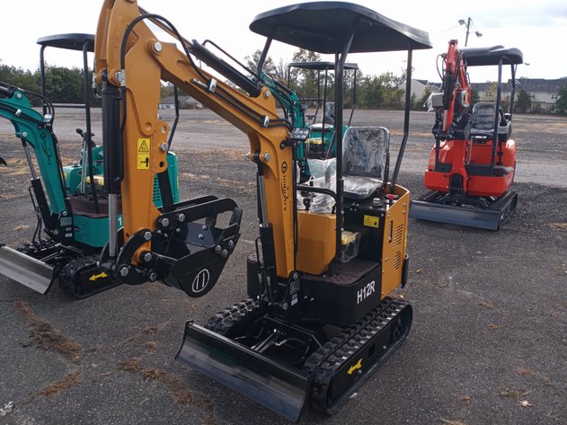 Image for NEW Mini Excavators, Storage Container Online Auction - Gilbertsville, PA