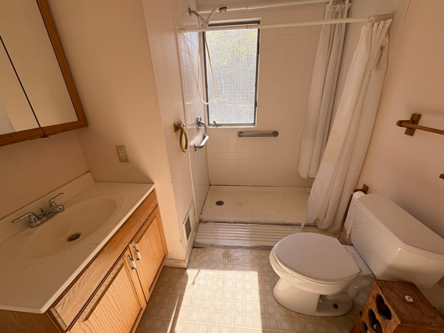 Image for ABSOLUTE Live Real Estate Auction 2-Bedrooms 1-Bath - Collegeville, PA