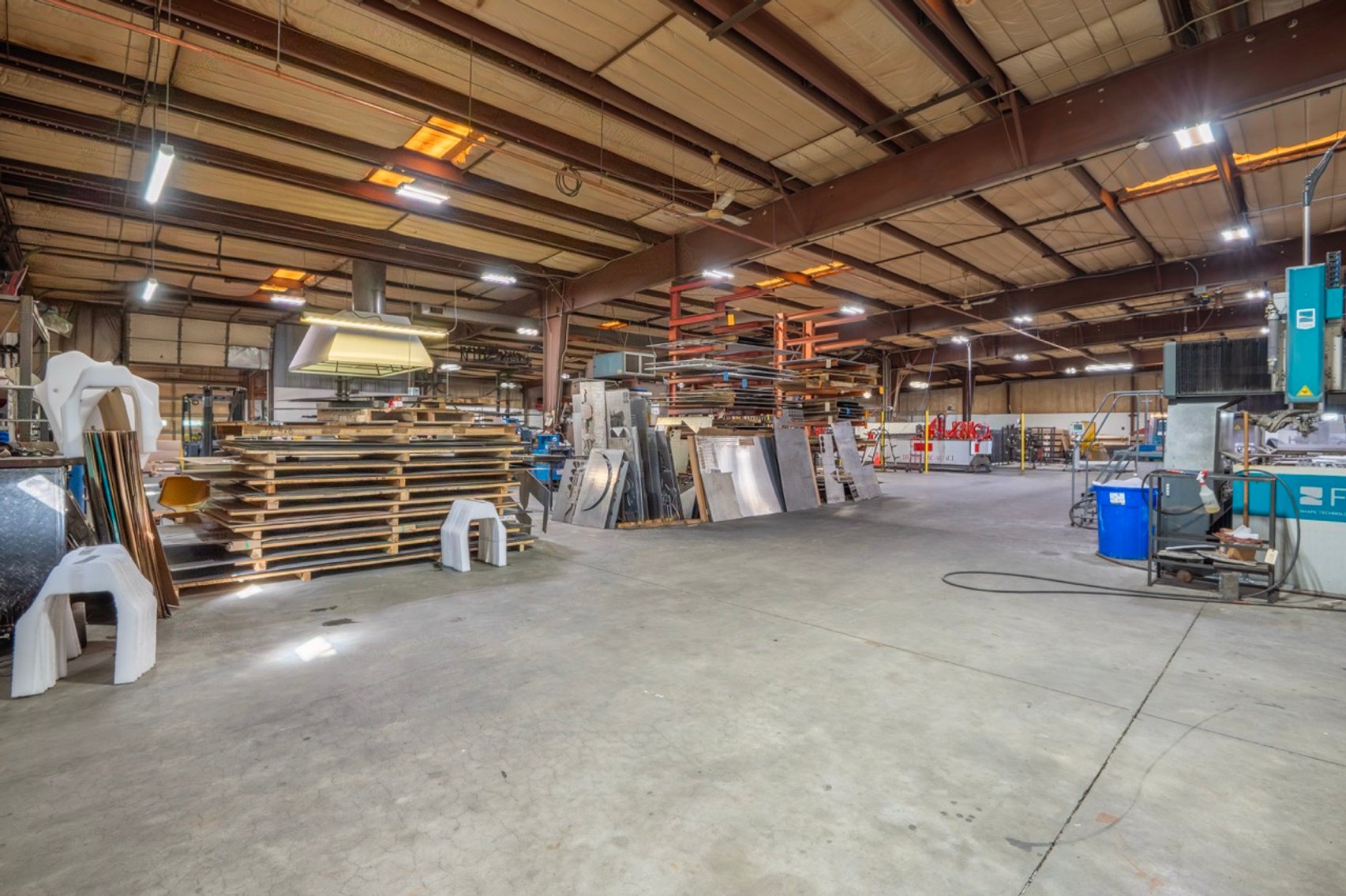 Image for 11 Mennonite Church Rd Large Industrial Building LIVE Public Auction - Spring City, PA