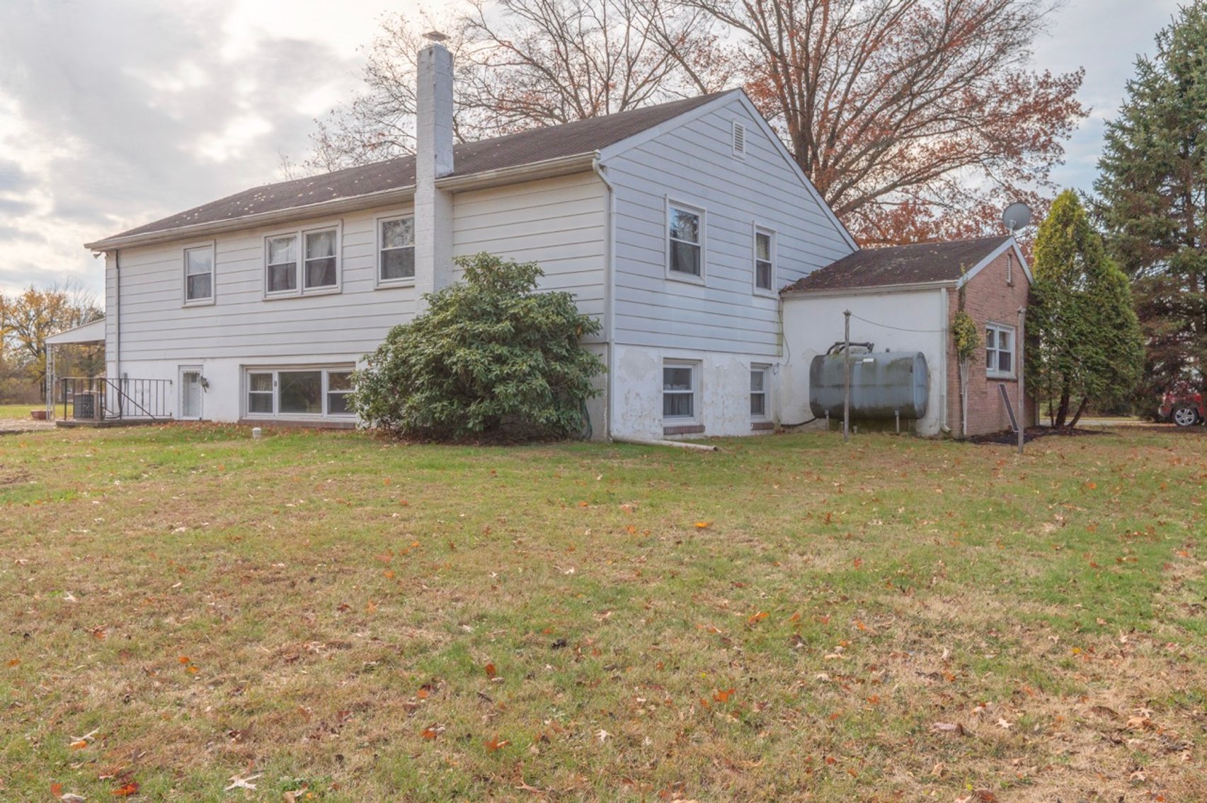 Image for Split-level Home on 1.44 Acres LIVE Public Real Estate Auction - Zieglersville, PA